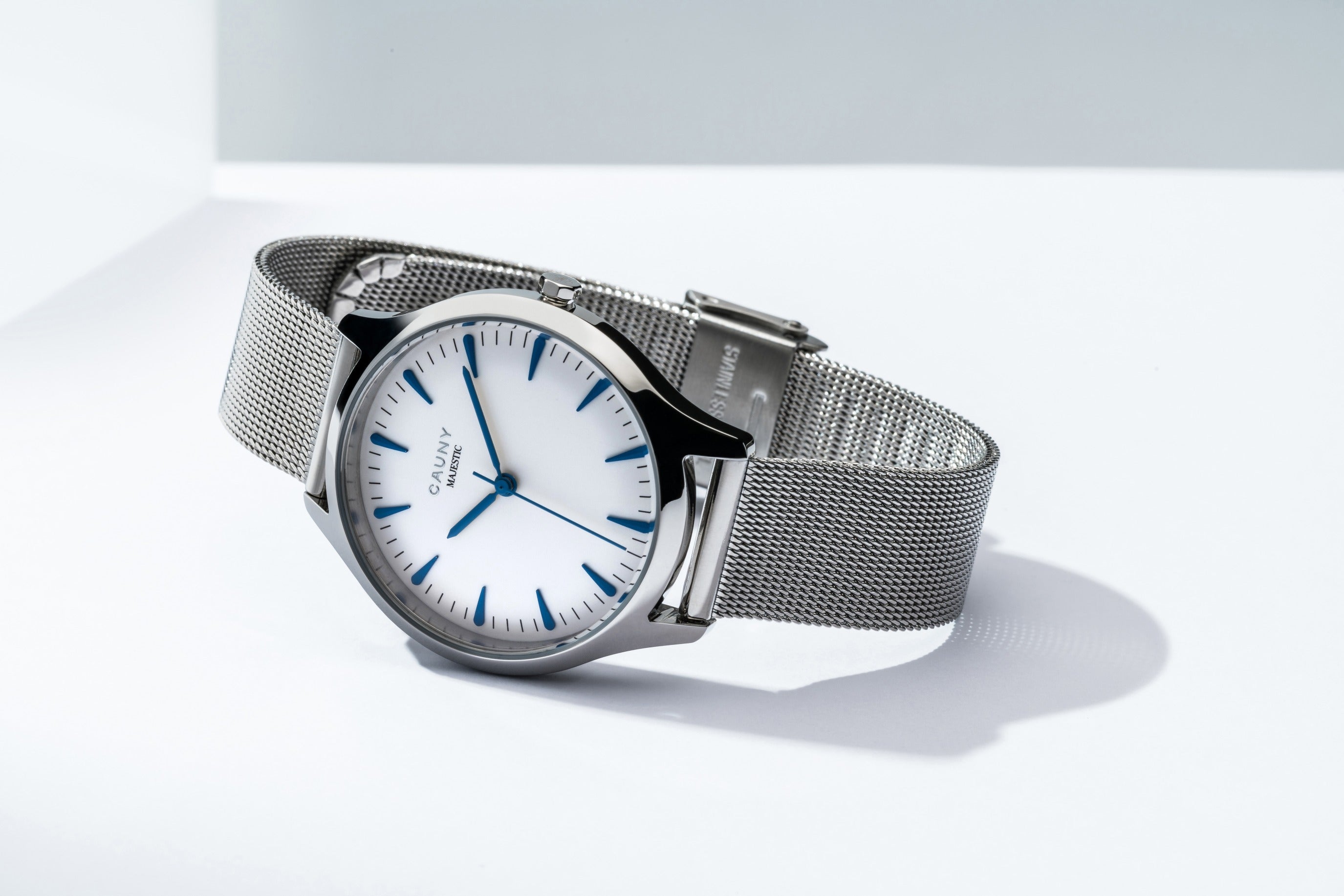 Majestic Essence Blue - Cauny