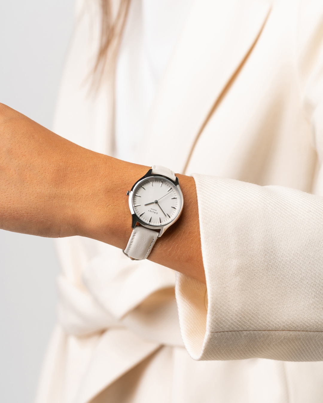 Majestic Essence Silver