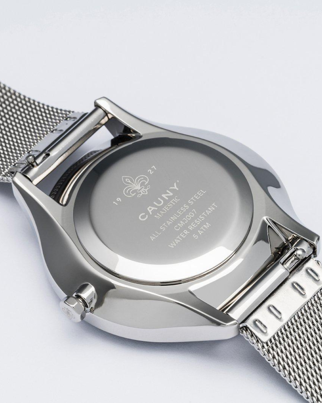 Majestic Essence Blue