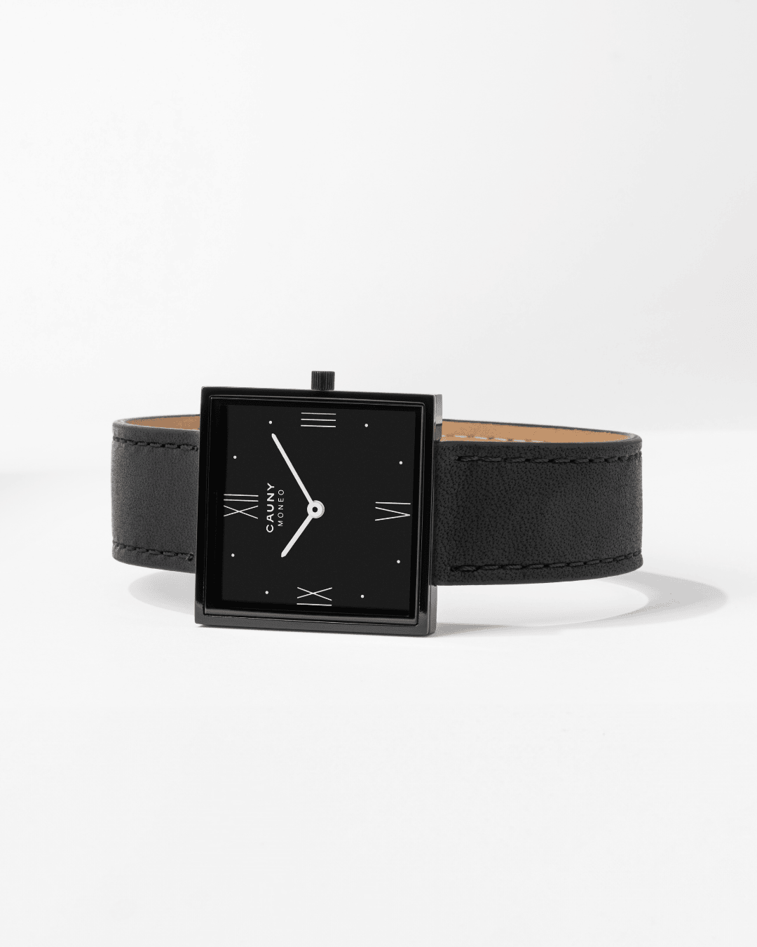 Moneo Black